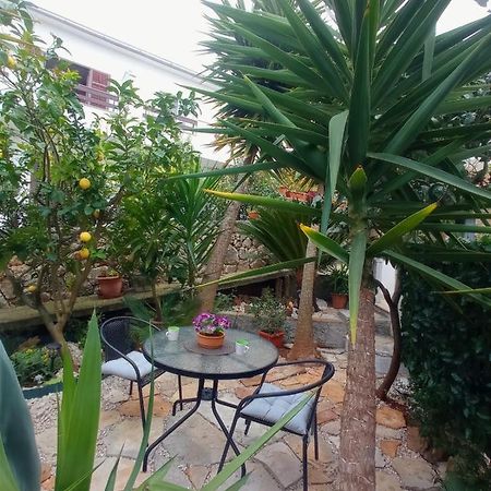 Apartmani Bonavia Jelsa  Exterior foto