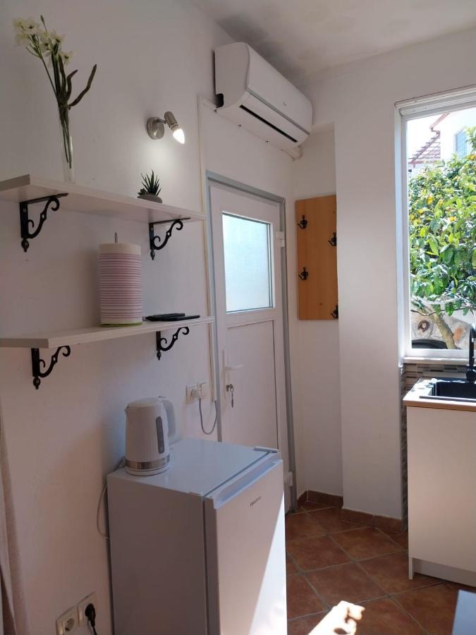 Apartmani Bonavia Jelsa  Exterior foto